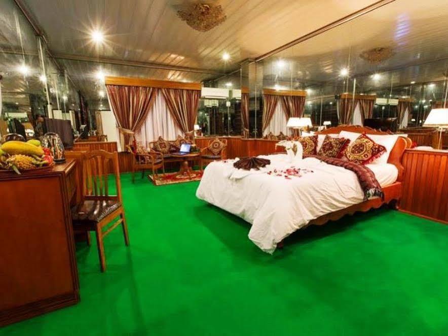 Asia Hotel Πνομ Πενχ Εξωτερικό φωτογραφία